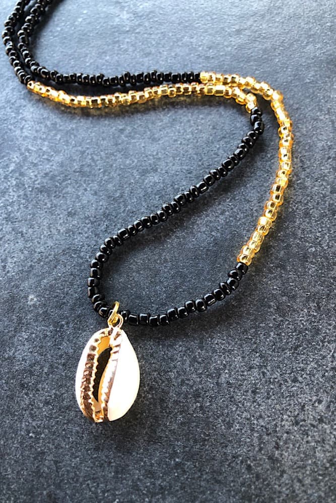 Cowrie Noir, handmade waist beads by Star Beads
